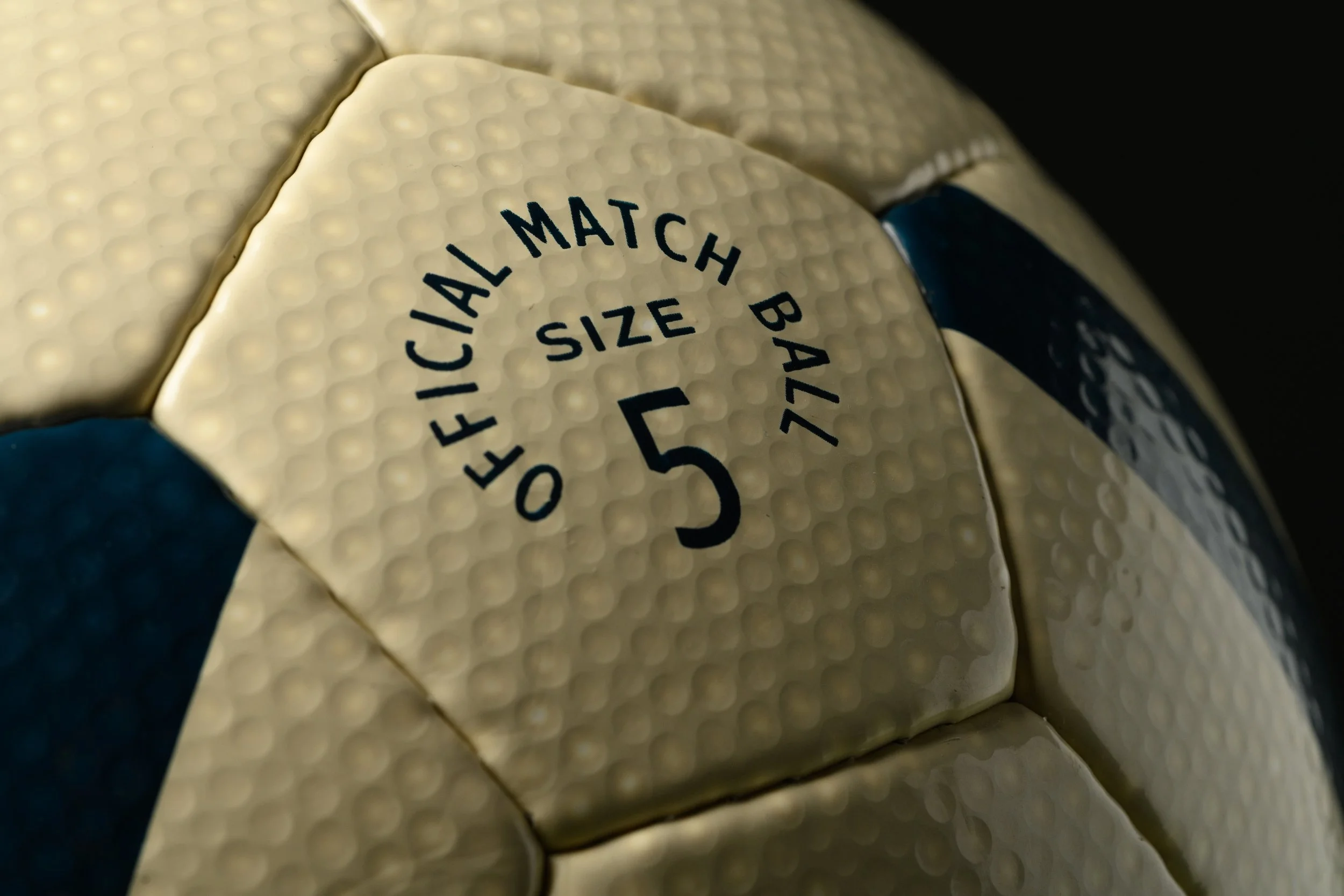 Hayworth soccer ball mid-layer construction — canvas sub-layers and latex