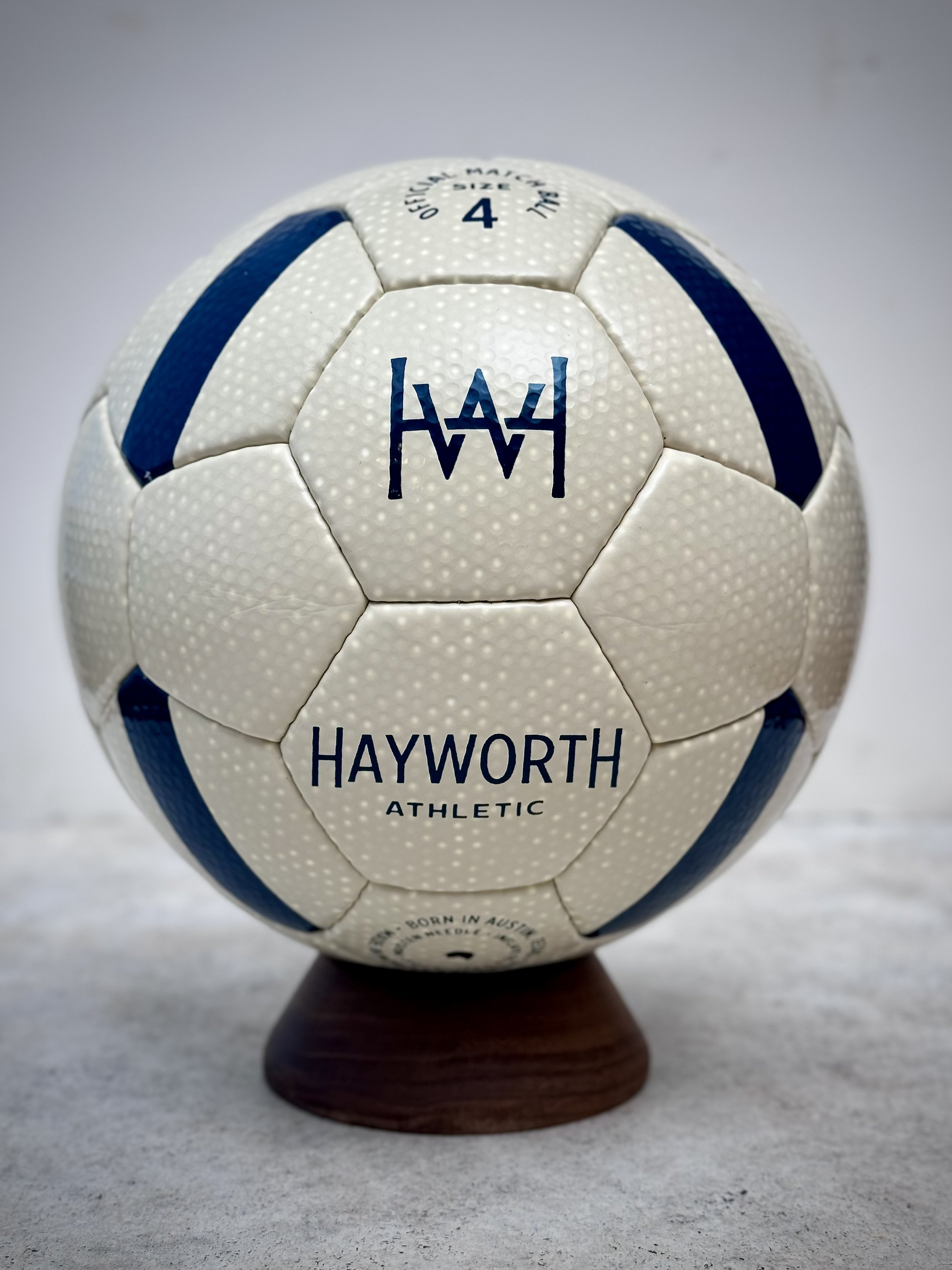 Standard Model No. 152 Size 4 Soccer Ball